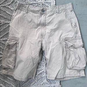 Levi's Mens large cargo shorts size 36. Worn.